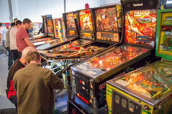 Free-play machines
