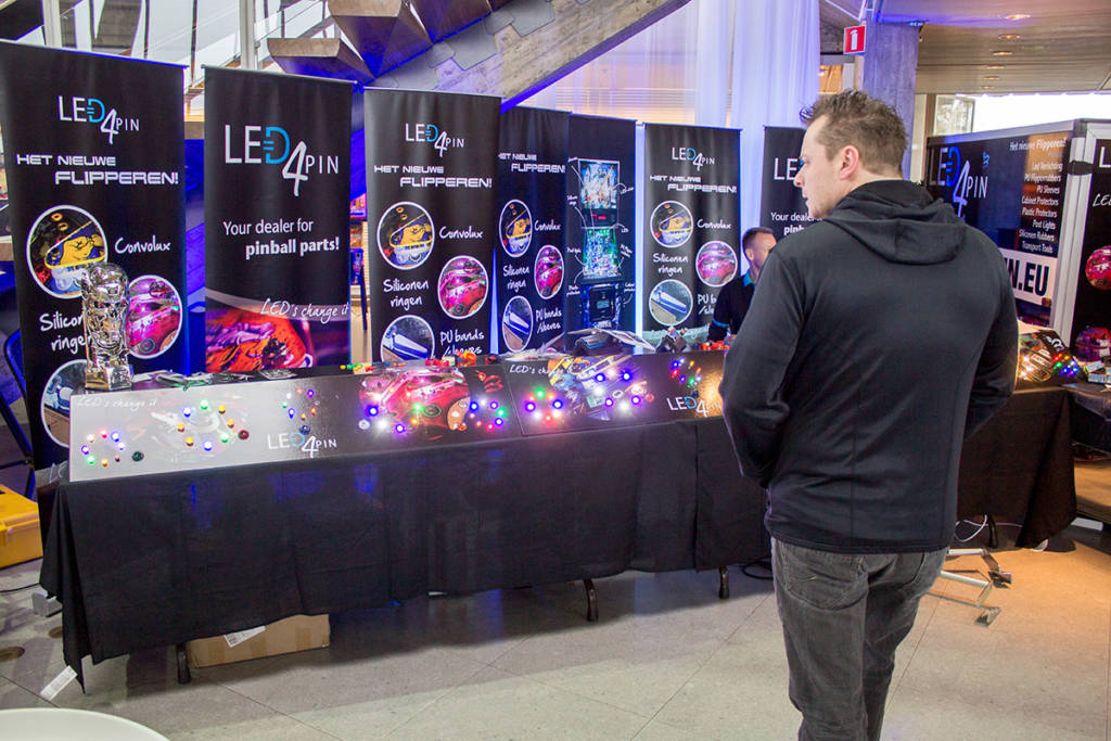 LED4Pin had a nice display of LEDs and illuminated pinball products
