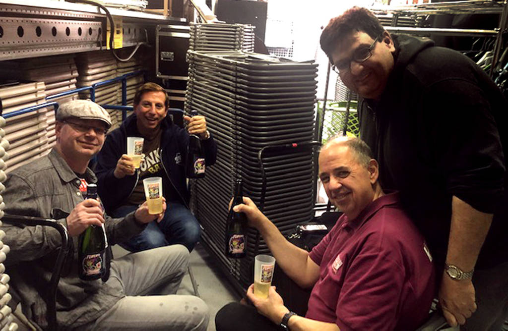 Jonathan, Jack, Martin and Franck enjoying the Flip Expo label champagne