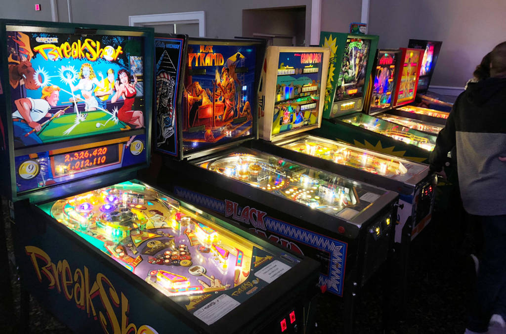 Some of the many pinballs at the show
