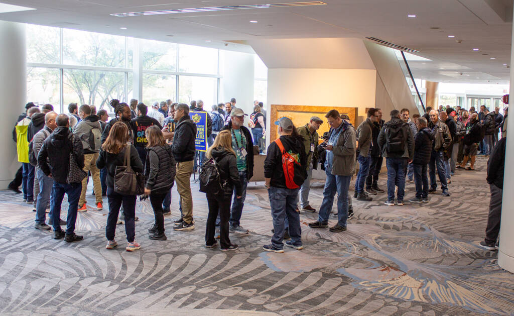 The line for the tours snaked around the escalators