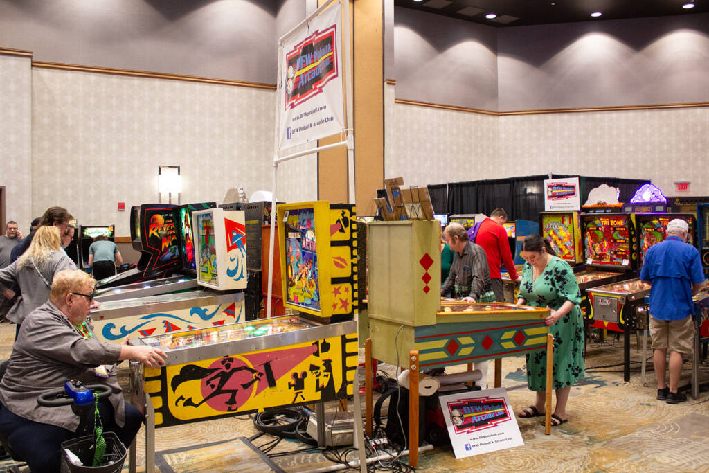 Machines from the DFW Pinball and Arcade Club
