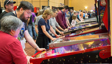 Visitors to the Texas Pinball Festival 2017