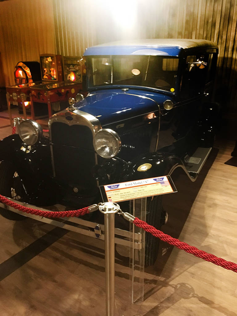 A model 'A' Ford