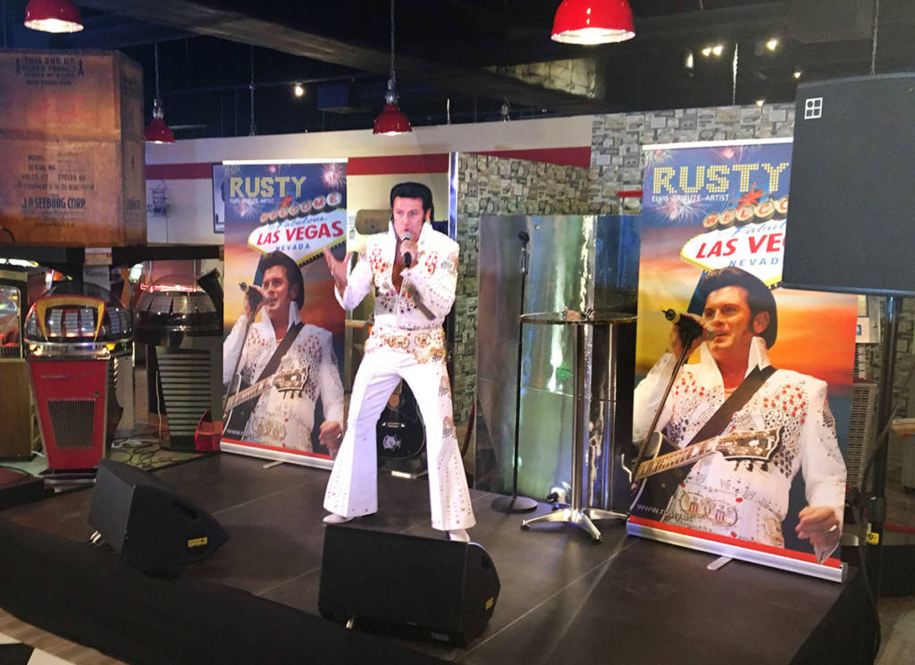 Elvis tribute artist, Rusty