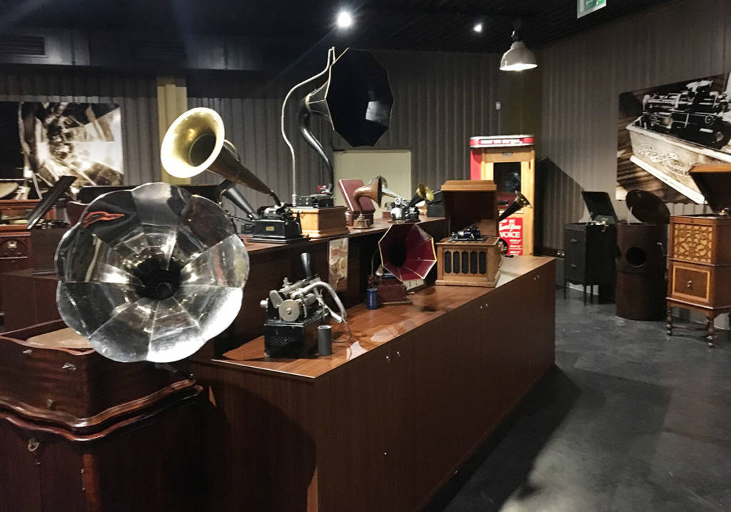 Music players of various types