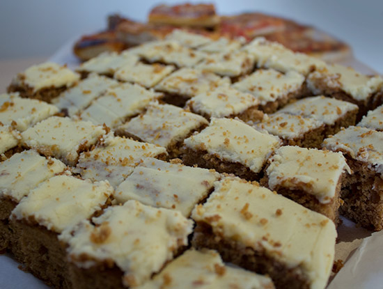 Tasty carrot cake samples