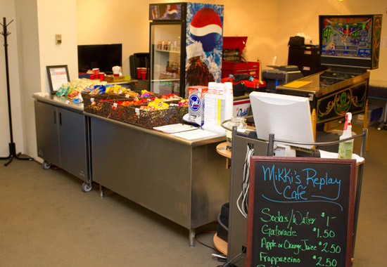 Mikki'sReplay  Cafe