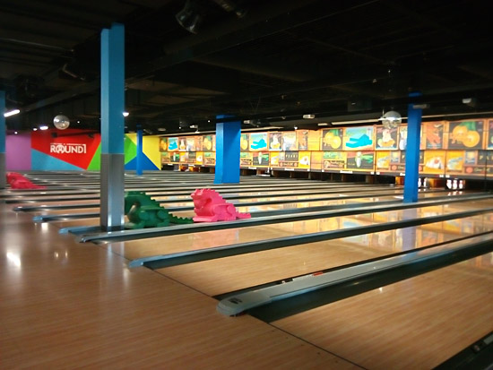 The bowling lanes at Round 1