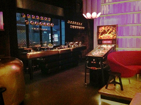 The pinball in the corner